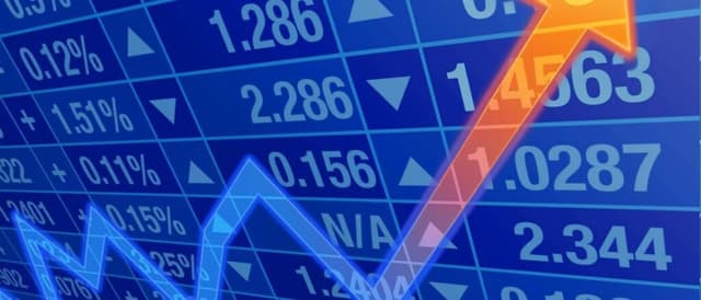 ما هي أفضل أسهم توزع أرباح في السوق السعودي؟