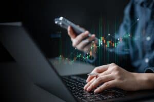 كيف تتجنب الخسارة في التداول بخطوات ذكية وآمنة