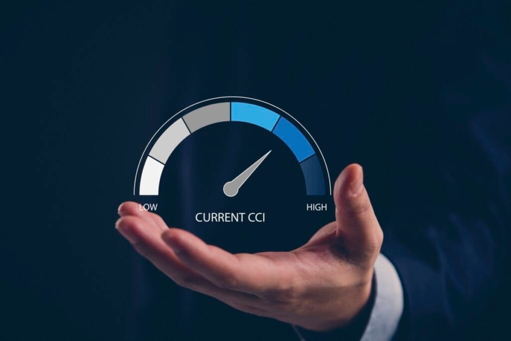 ما هي استراتيجية مؤشر CCI؟ مؤشر قناة السلع